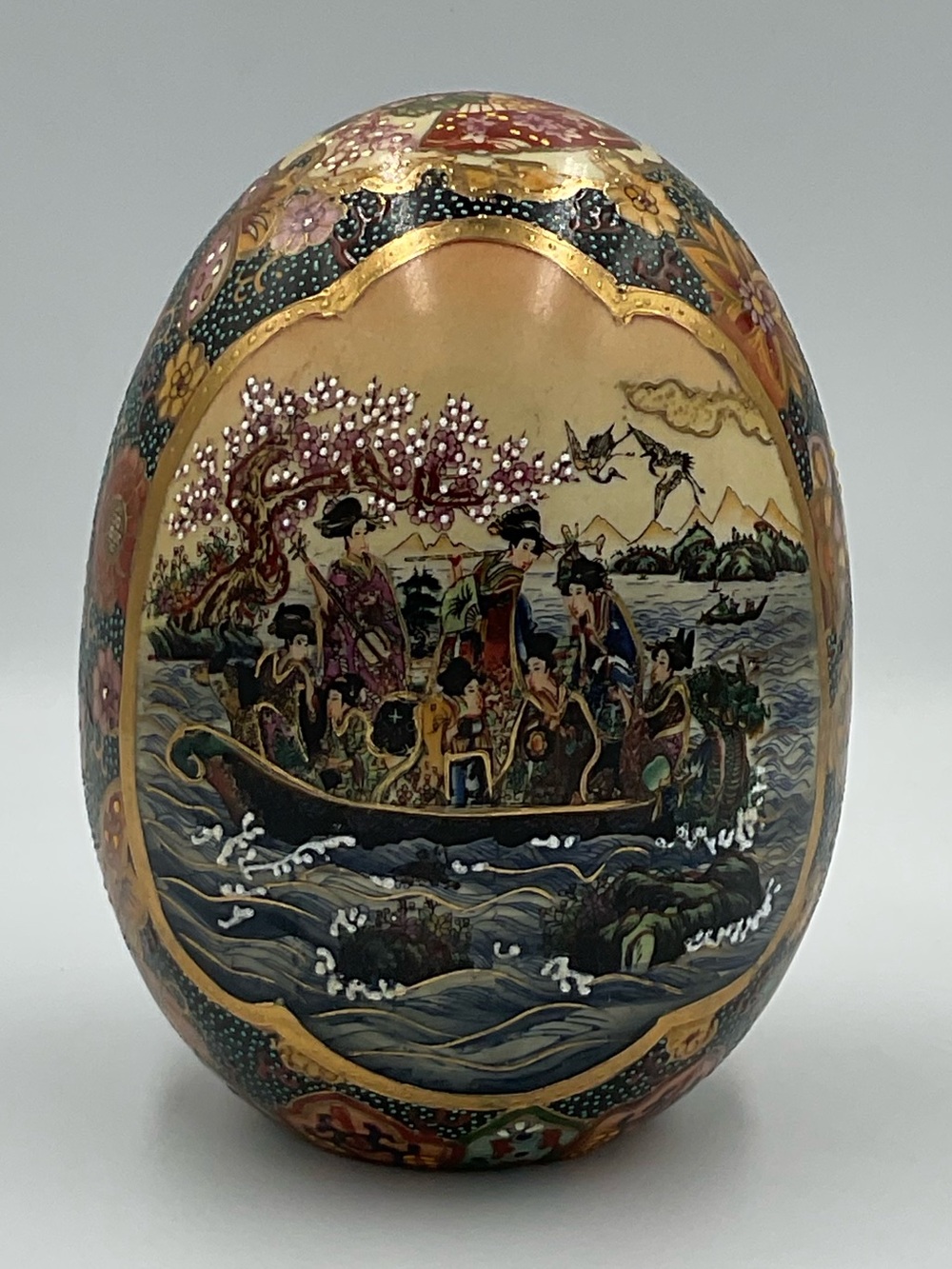 Vintage Japanese Porcelain Satsuma Egg
